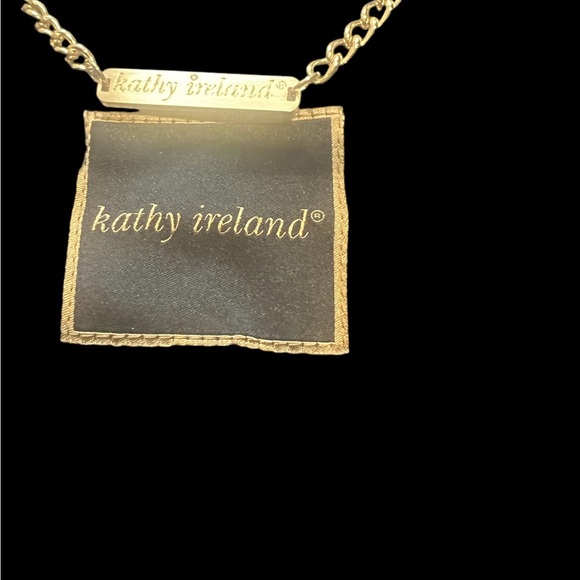 KATHY IRELAND, MEDIUM, LONG BLACK AND WHITE CHECKERED CARDIGAN JACKET. - Picture 2 of 11